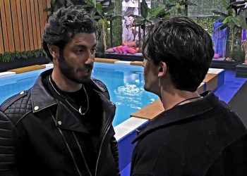 Grande Fratello 2025, Jonas Pepe vuole far ingelosire Omer Elomari? (Screen Mediaset Infinity)