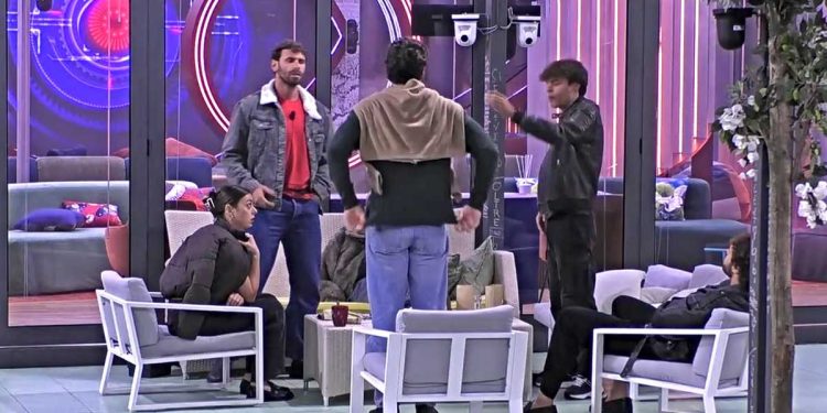 Grande Fratello 2025, Omer e Simone arrivano quasi alle mani nella casa (Screen Mediaset Infinity)