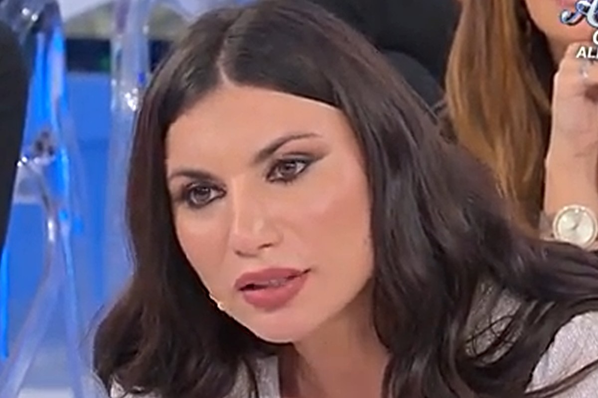 Ex tronista di Uomini e Donne spiazza con una confessione shock (Screen Witty tv)