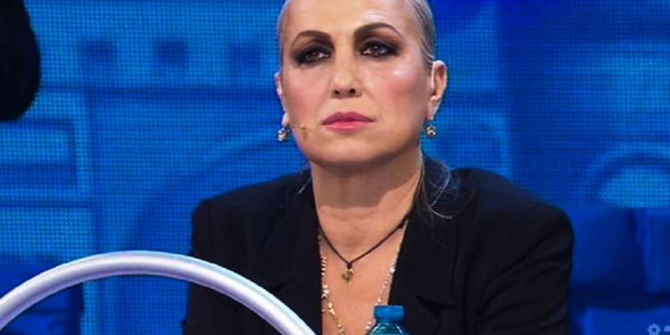 alessandra celentano lascia amici