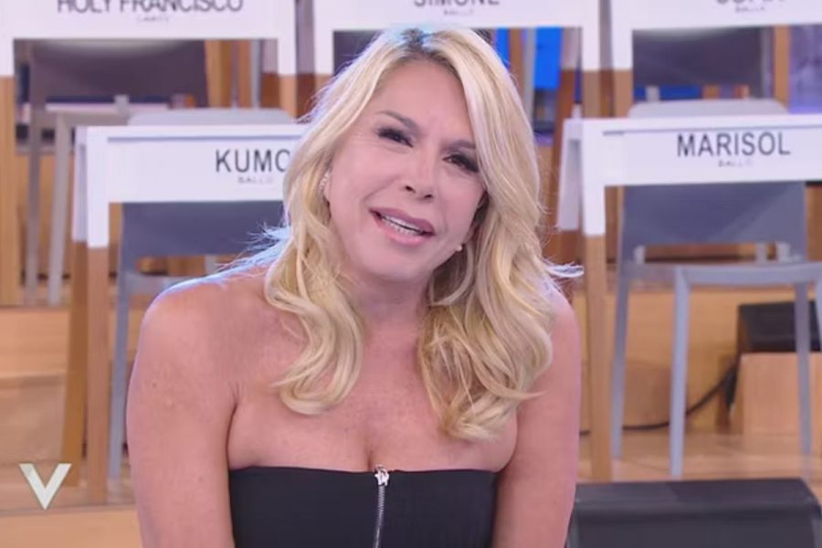 Anna Pettinelli (Foto: screen Mediaset Infinity)