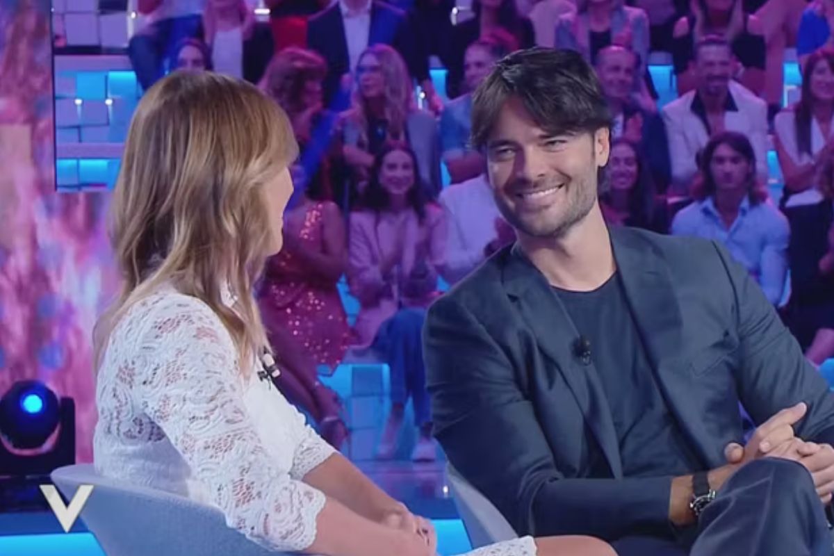 Giulio Berruti e Maria Elena Boschi (Foto: screen Mediaset Infinity)