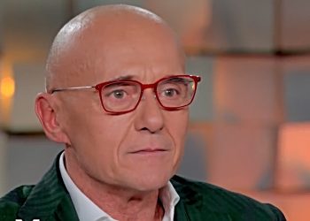 Alfonso Signorini fuori da Mediaset, le rivelazioni degli avvocati (Screen Mediaset Infinity)