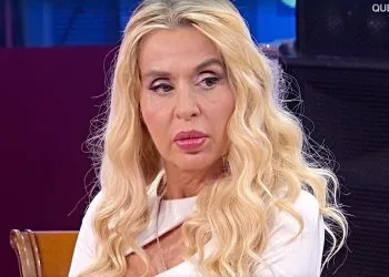 È tornato il sereno tra Valeria Marini e la madre Gianna Orrù? (Screen Raiplay)