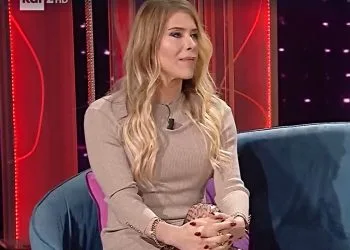 Genny Urtis parla di un'altra vip tirchia (Screen Raiplay)