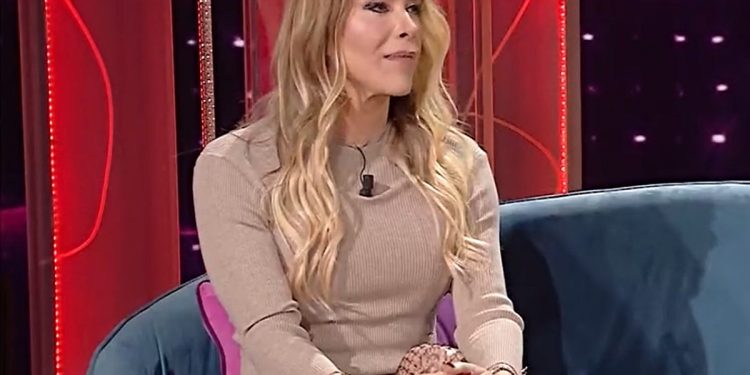 Genny Urtis parla di un'altra vip tirchia (Screen Raiplay)