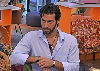Grande Fratello 2025, Omer Elomari sente la mancanza di Rasha (Screen Mediaset Infinity)
