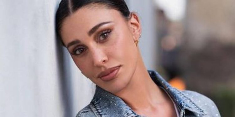 belen rodriguez, vacanza alle maldive con chi