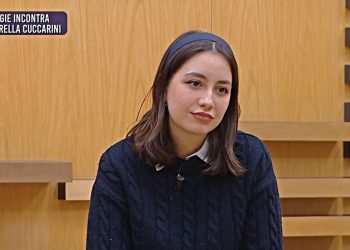 Amici 25, confessione di Angie a Lorella Cuccarini (Screen Witty tv)