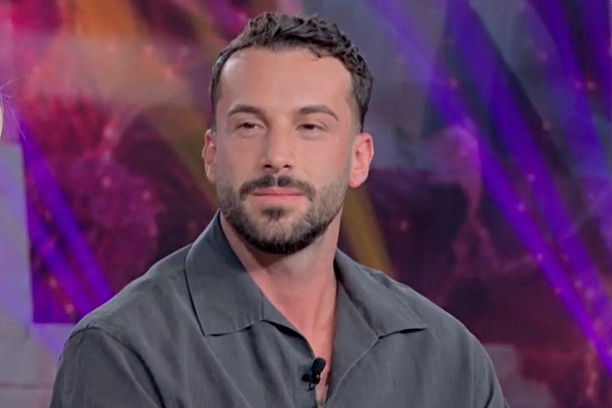 Sfogo social di Andreas Muller (Screen Mediaset Infinity)