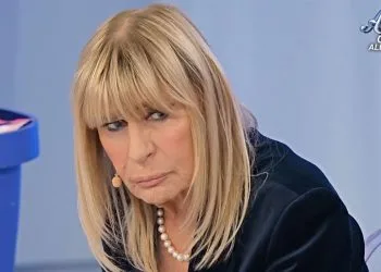Uomini e Donne, Gemma Galgani pensa che Mario abbia timore di Gianni e Tina (Screen Witty Tv)