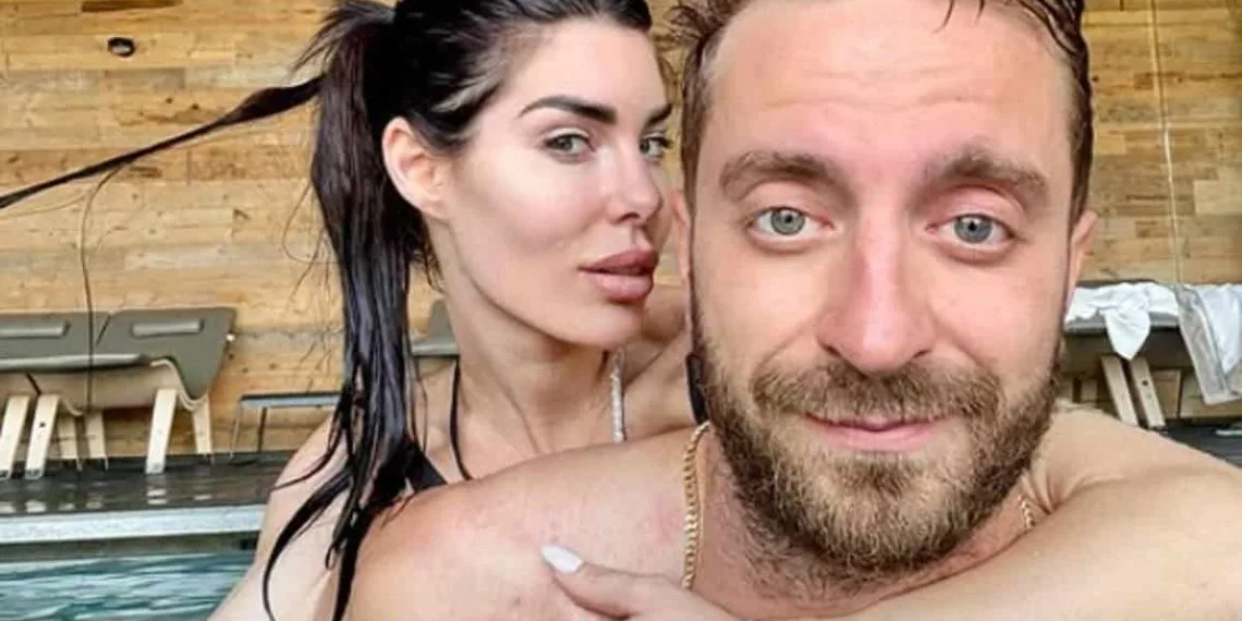 bianca atzei e stefano corti botta e risposta