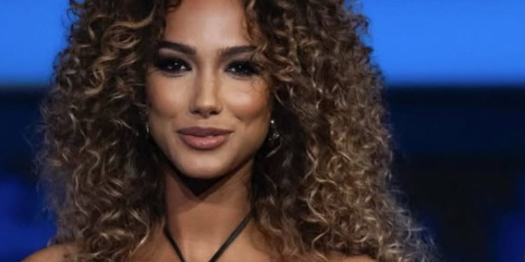 samira lui conduttrice di battiti live