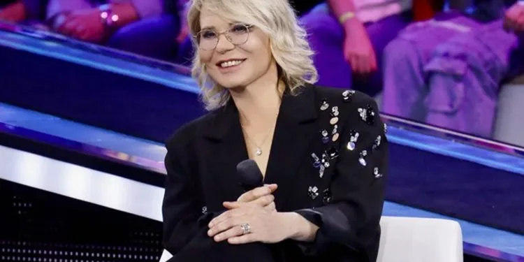 Serale di Amici 2026: quando inizia e chi sono i nuovi giudici