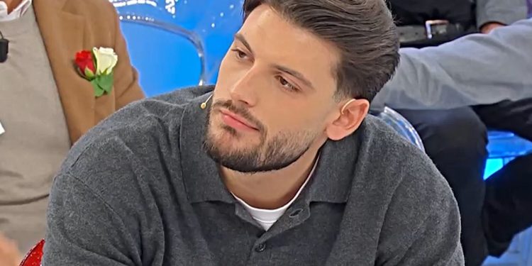 Anticipazioni Uomini e Donne, Ciro va a riprendere le sue corteggiatrici (Screen Witty Tv)