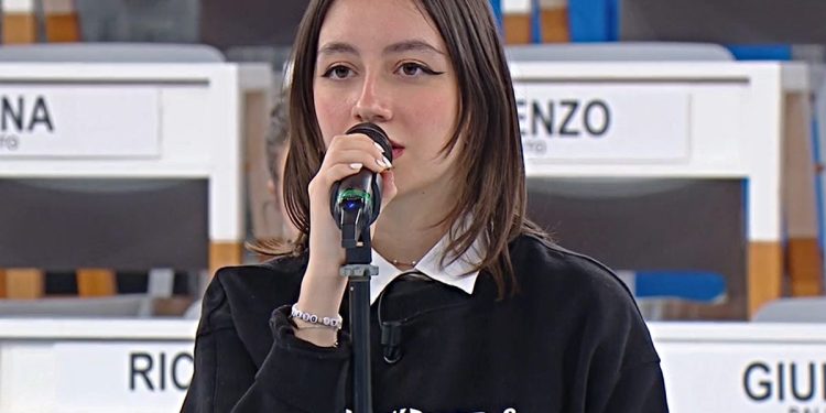 Amici 25 anticipazioni, Angie al Serale (Screen Witty Tv)