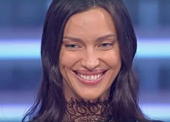 Irina Shayk nega i ritocchini (Screen Raiplay)