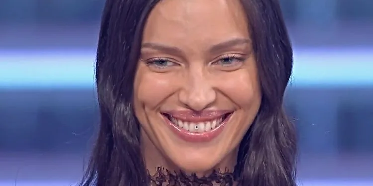 Irina Shayk nega i ritocchini (Screen Raiplay)