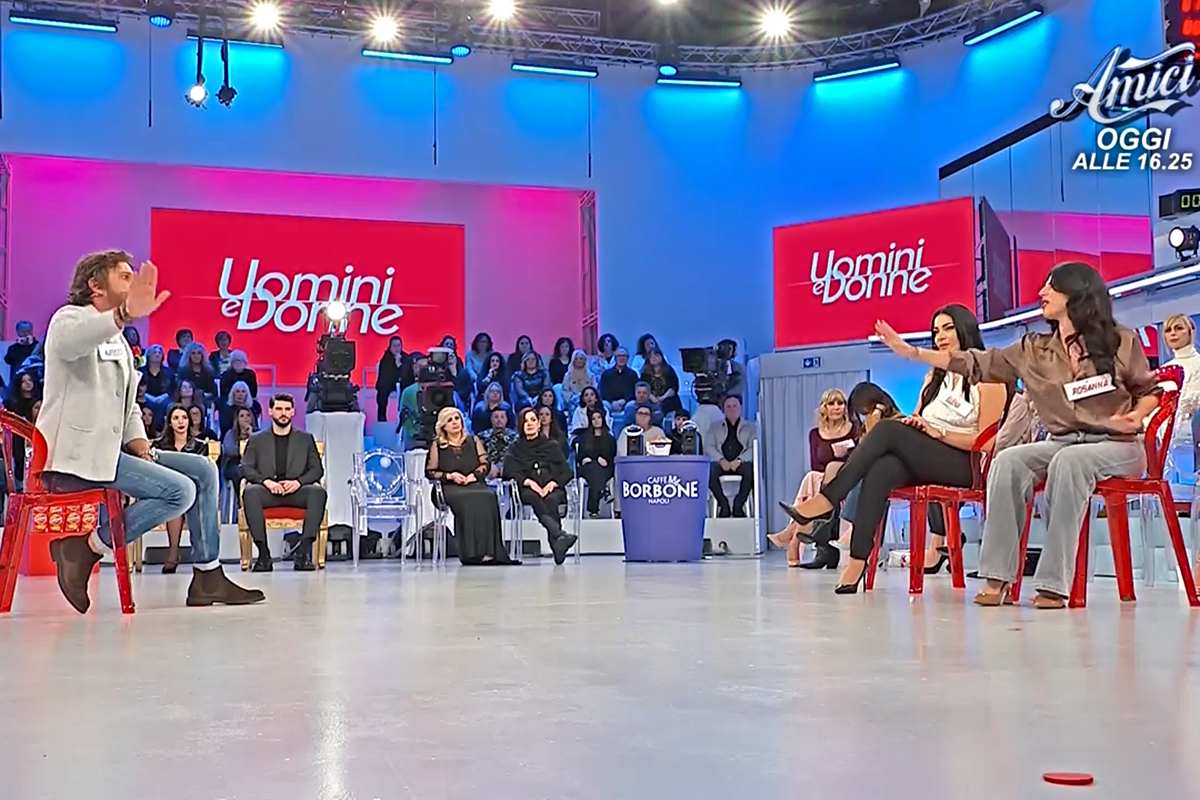 Duro scontro tra Alessio Pili Stella e Rosanna Siino a Uomini e Donne (Screen Witty Tv)
