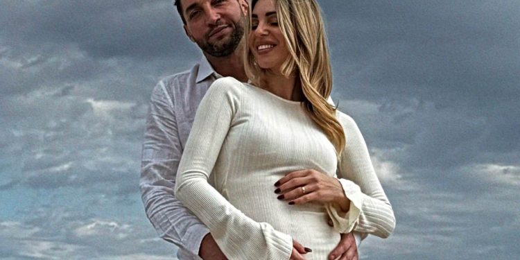 Amici Susy Fuccillo, cambiamento difficile dopo la perdita del marito (Foto Ig)