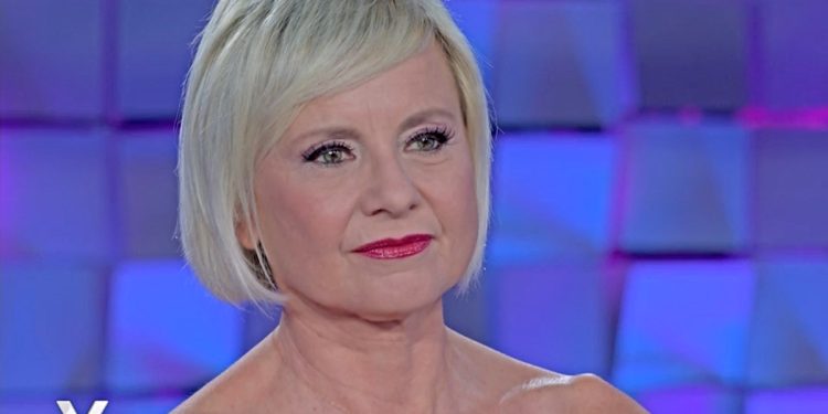 Antonella Elia cacciava di casa Pietro ogni tre giorni (Screen Mediaset Infinity)