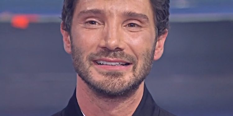 Festival di Sanremo 2027, Stefano De Martino confessa il suo timore (Screen Raiplay)