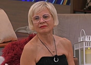 Grande Fratello Vip, Antonella Elia sbotta contro Dario Cassini (Screen Mediaset Infinity)