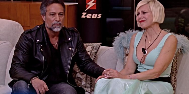 Grande Fratello Vip, Antonella Elia crolla con Pietro Delle Piane (Screen mediaset Infinity)
