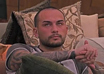 Grande Fratello Vip, Raul Dumitras parla della famiglia in lacrime (Screen MEdiaset Infinity)