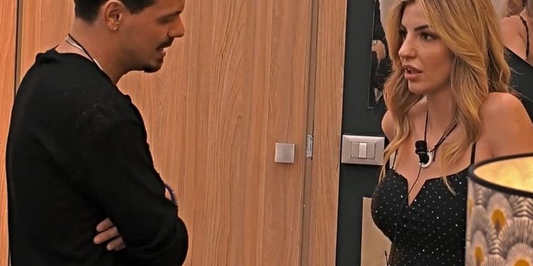 Grande Fratello Vip, la nomination di Renato ferisce Lucia Ilardo (Screen Mediaset Infinity)