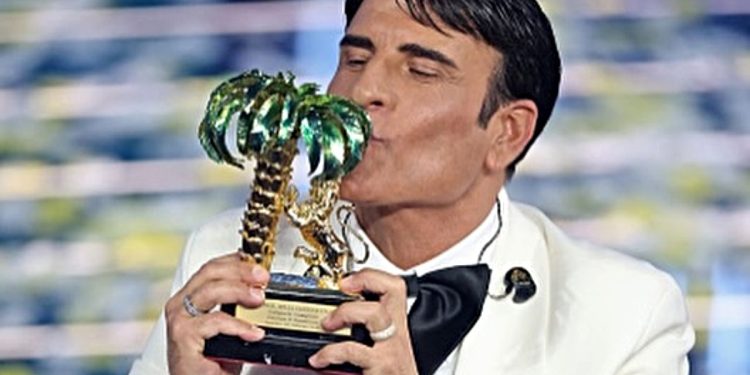 Sal Da Vinci criticato dopo Sanremo, il suo avvocato sbotta (Foto Instagram)