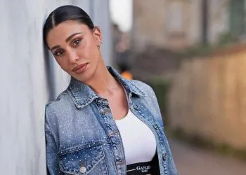 belen rodriguez torna ad amici