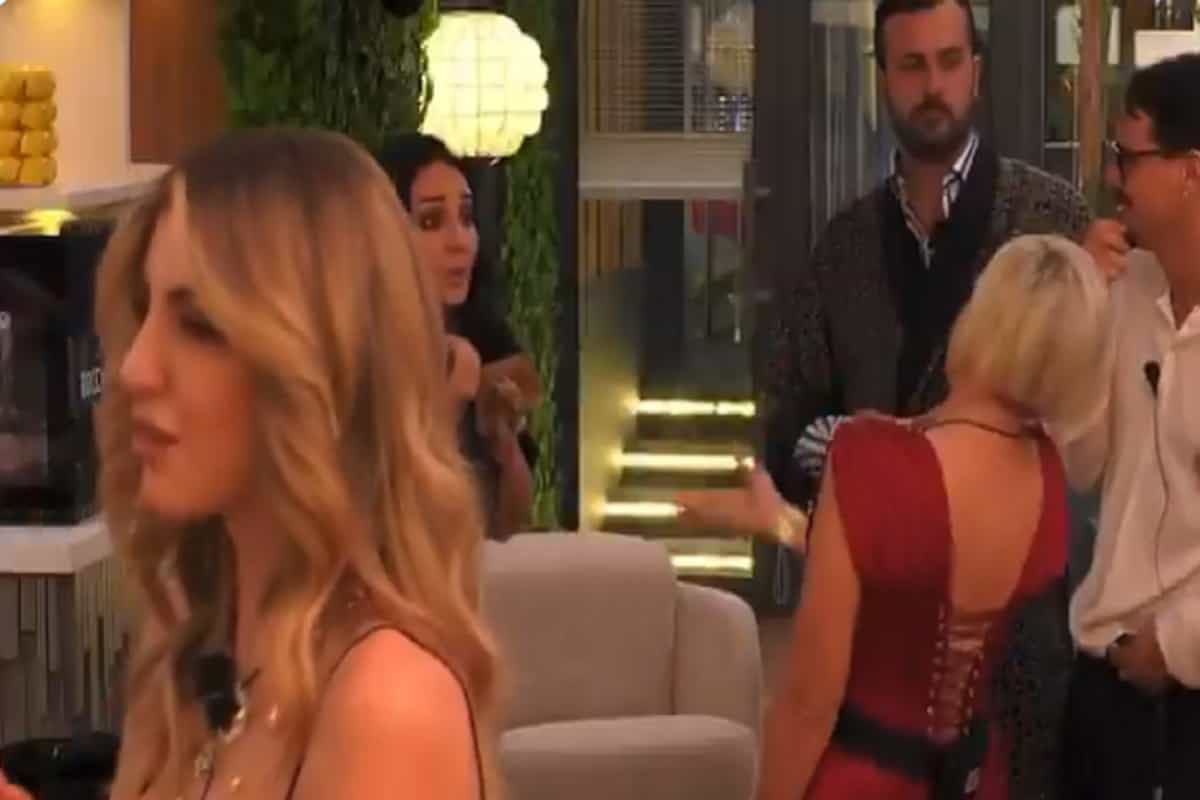 antonella elia contro francesca manzini al grande fratello vip