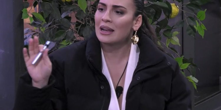 Francesca Manzini asfalta Alessandra Mussolini al GF Vip: "Fa un gioco sporco"