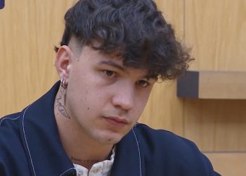 Amici 25, Anna Pettinelli 'blocca' il serale per salvare Opi ma lui si ribella