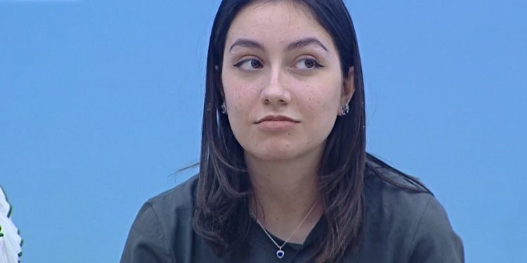 Amici 25, Rudy Zerbi lancia guanto di sfida ad Angie (Screen Witty Tv)