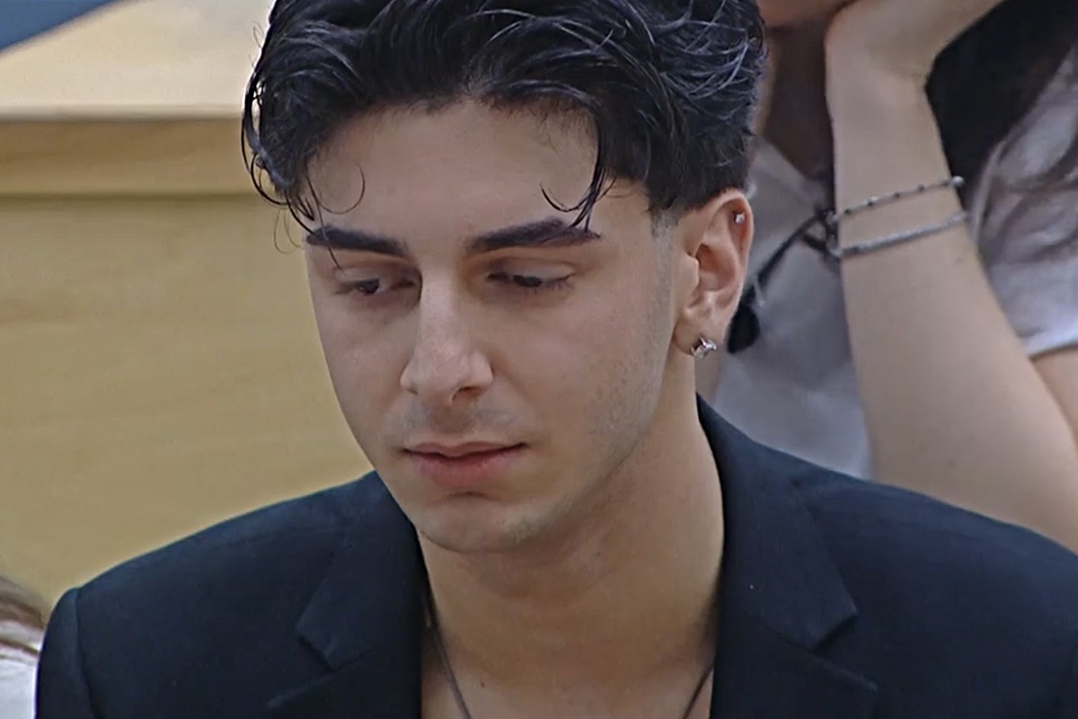Amici 25, prime parole di Alex Calu dopo l'eliminazione: 