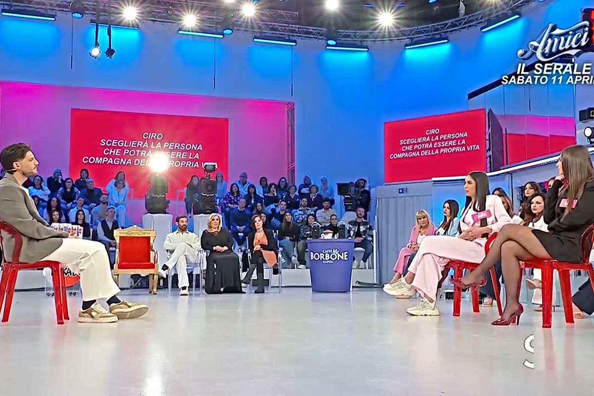 Uomini e Donne anticipazioni, Ciro Solimeno fa arrabbiare Elisa e Martina (Screen Witty Tv)