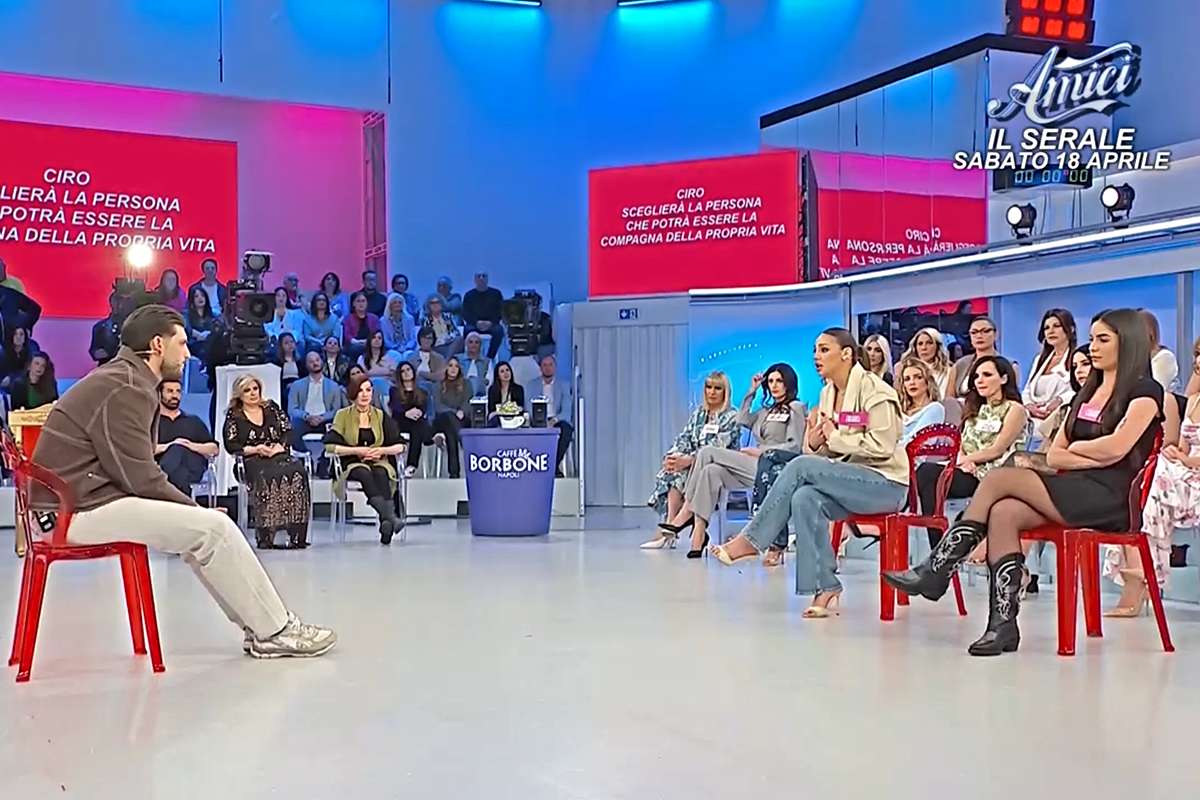 Uomini e Donne anticipazioni, Ciro Solimeno non esce con Elisa e Martina (Screen Mediaset Infinity)