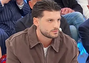 Anticipazioni Uomini e Donne, Ciro Solimeno non esce con Elisa e Martina (Screen Mediaset Infinity)