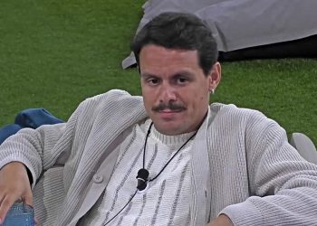 GF Vip, Adriana Volpe pensa che Renato sia fluido (Screen mediaset Infinity)