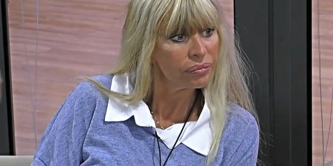 Alessandra Mussolini non tollera l'unione tra Francesca e Raimondo al GF Vip (Screen Mediaset Infinity)