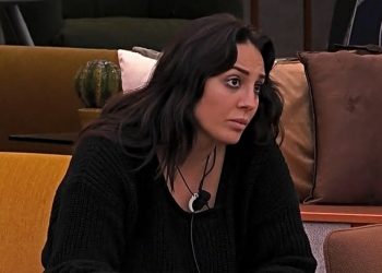 GF Vip, la sorella di Francesca Manzini la attacca (Screen Mediaset Infinity)