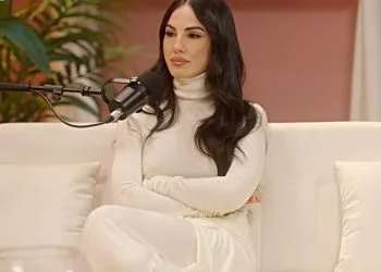 Giulia De Lellis non immagina la sua vita senza Tony Effe (Screen Youtube)