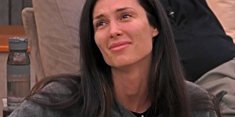 Grande Fratello Vip, Carlotta Cocina dalla parte di Ibiza Altea, accusa Blu Barbara (Screen Mediaset Infinity)