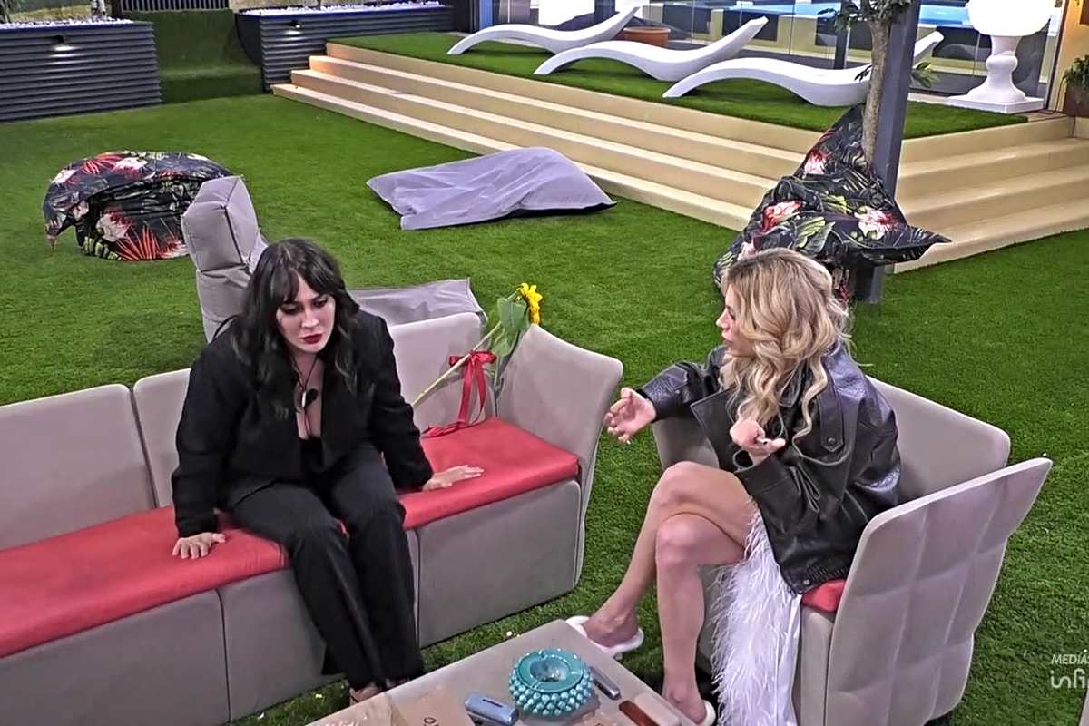 Francesca Manzini pronta ad uscire al posto di Paola al Grande Fratello Vip (Screen Mediaset Infinity)