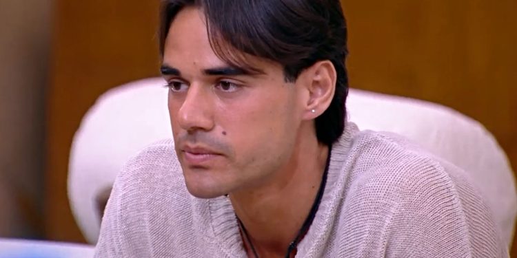 Grande Fratello Vip, prime parole di Nicolò Brigante dopo l'abbandono (Screen Mediaset Infinity)