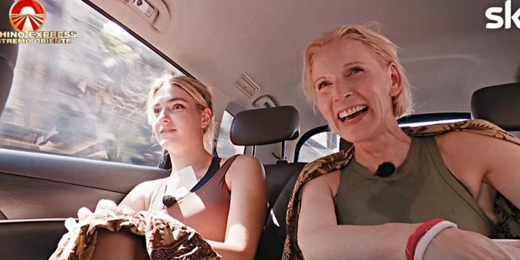 Pechino Express, Gaia De Laurentiis sul percorso con la figlia (Foto Ig)