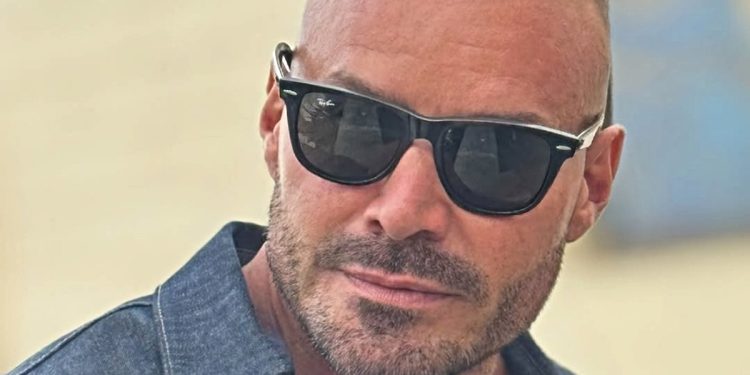 Uomini e Donne Jack Vanore torna single, sui social annuncia la rottura con Vittoria (Foto Ig)