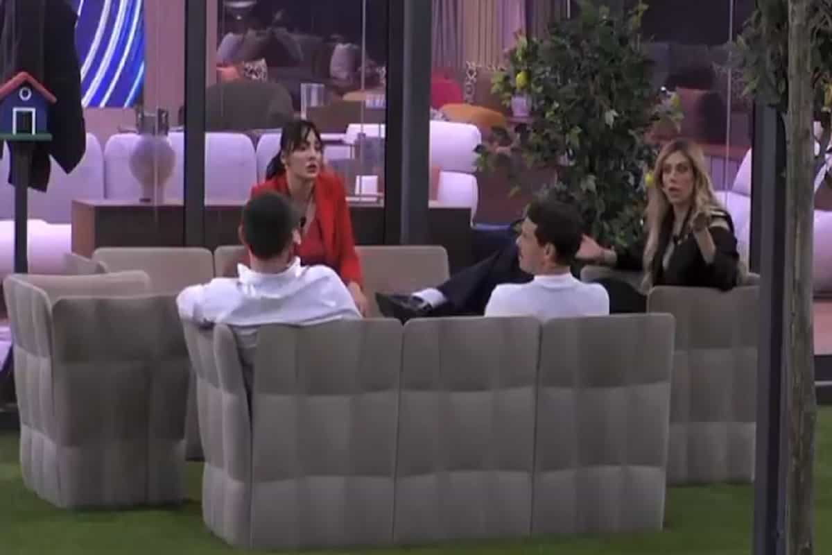 paola caruso choc contro antonella elia